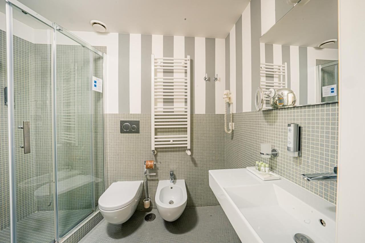 Capitals Luxury River Hotel Rome Exterior photo